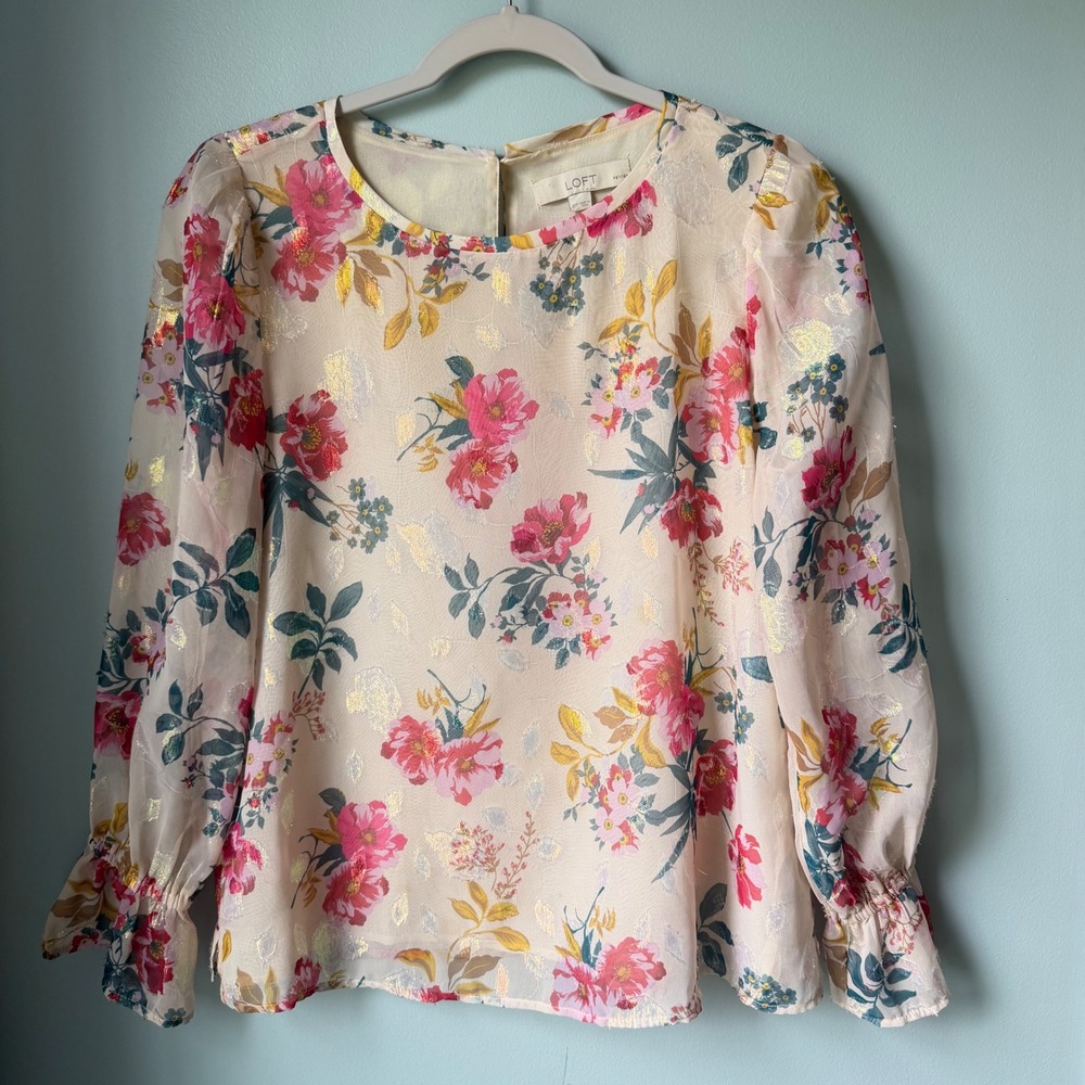 LOFT Petites Floral Gold Metallic Fil Coupe Blouse Pink Cream MP Long Sleeve